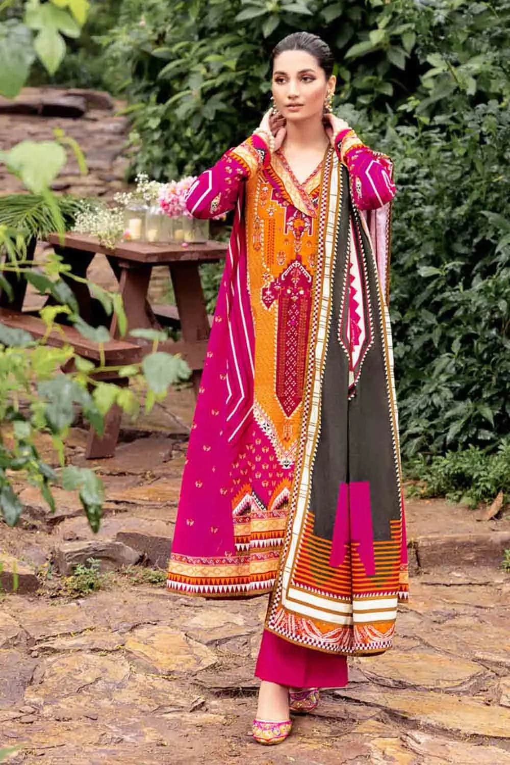 Gul Ahmed Winter Khaddar Unstitched Printed 3Pc Suit K-22040 B — view 1