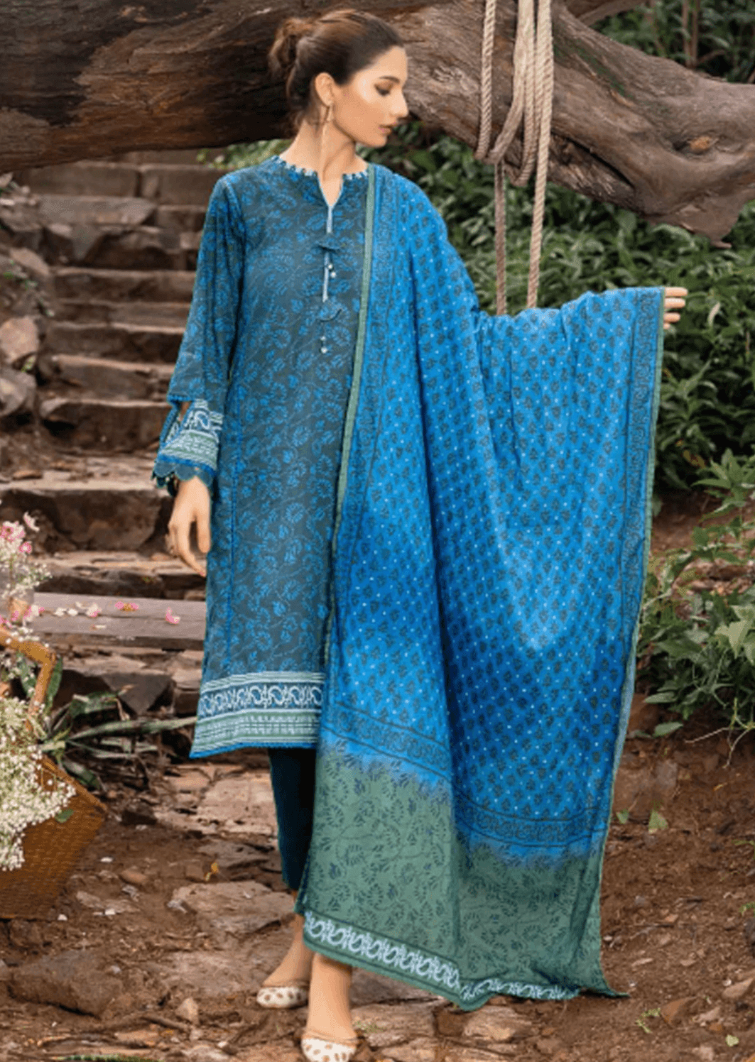 Gul Ahmed Printed Khaddar Suit Unstitched 3 Piece GA22W K-22048A — view 1